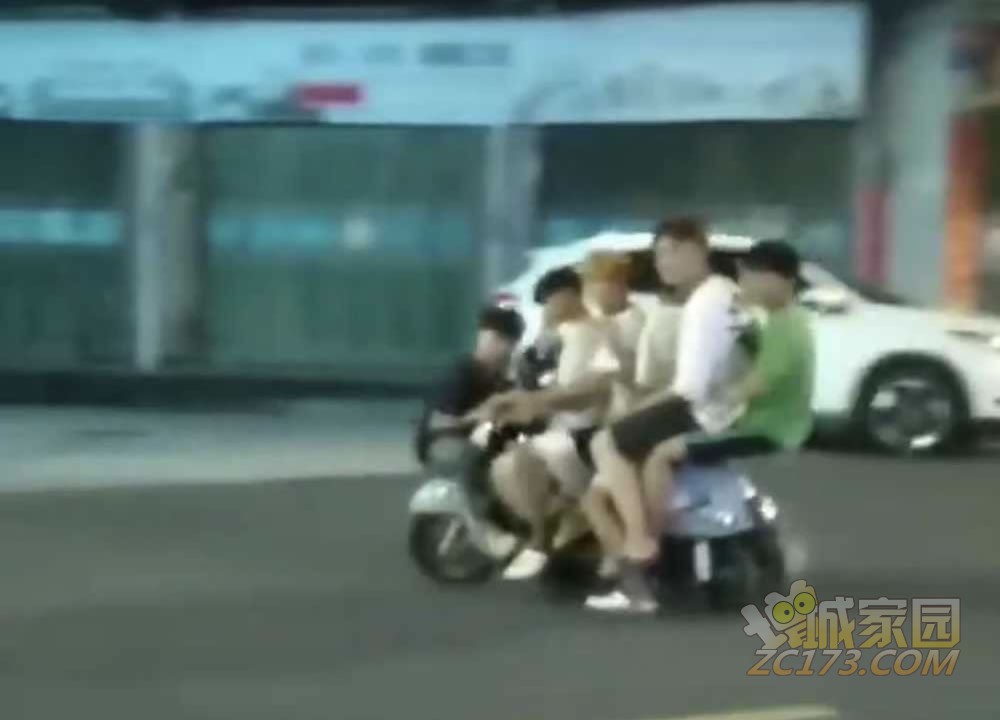 23.jpg