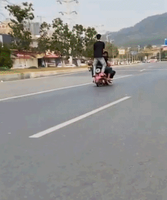 adaabfbdb7db428e92fc14ca935fd448.gif