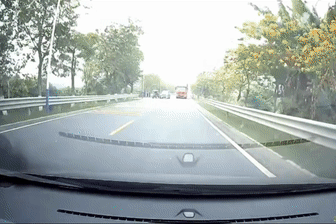 576cdc01f9d39352684736e1587f4bf7.gif