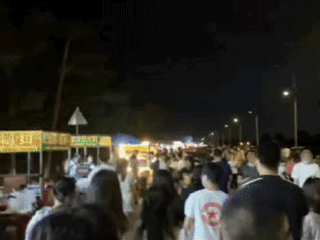 de8a5b9f50bc51ba9924fecad3827a86.gif