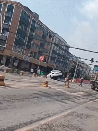 36e429d3e3df5a416dbf8a8e65289e2b.gif