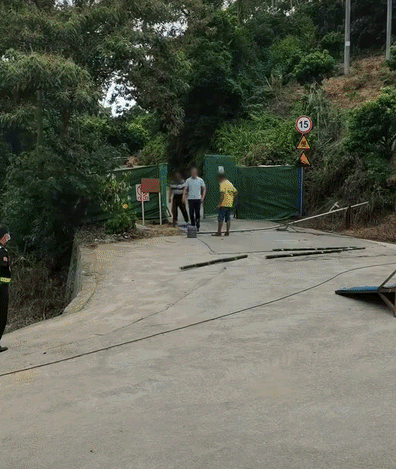 fec7d472cf1dd5a5aba38ee7e75d73cd.gif