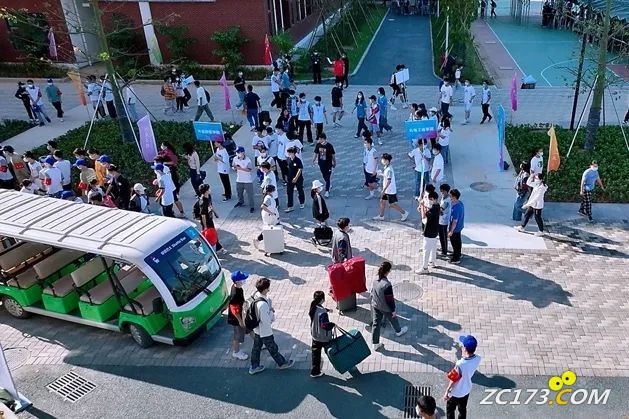 0e5159e9af4840d5f4a343c41bac0631.jpg