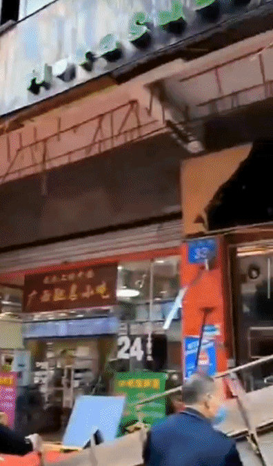 4fb7653c13d375f7fbe829eb2a85e80f.gif
