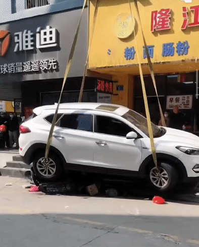 c759d83c28a3dc097d7e7149835f326b.gif