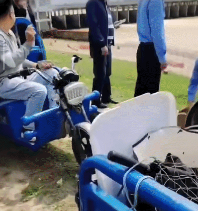 e7c38b169760bf90b9e31d94bfce97c0.gif