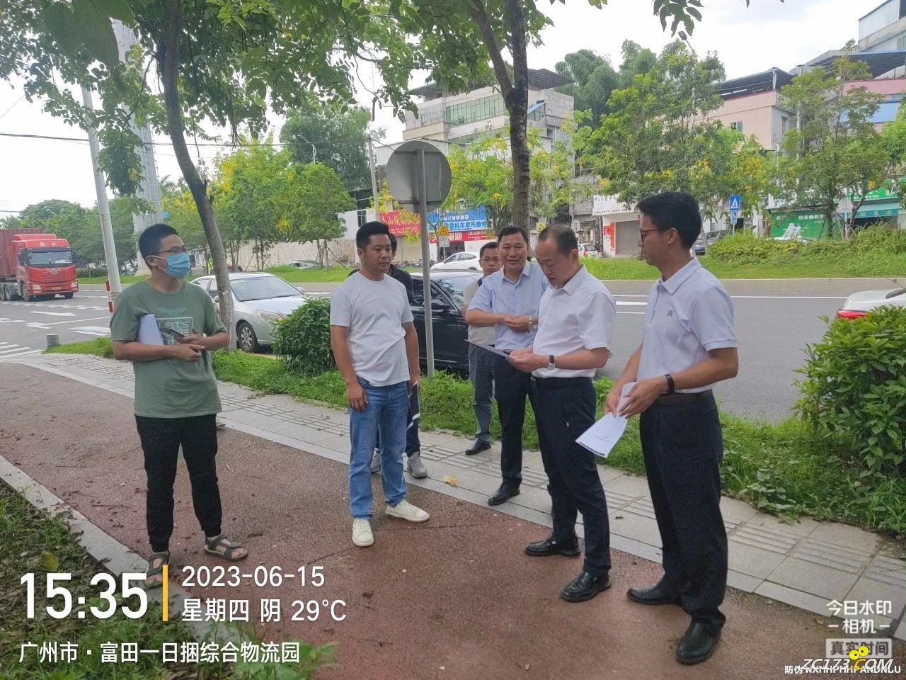 bbae440e2cf14556bc31522304d0c540.jpg
