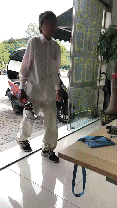 2c049bcffd17cfab5050c8e1fb091b88.gif