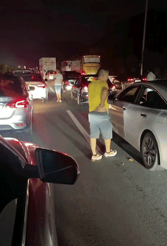 9a5869fb63c97c47d3be55ae887145f8.gif