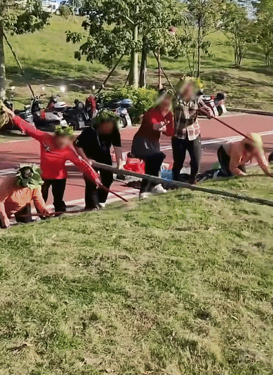 ce817077ef683b03fb955e7f81319faa.gif