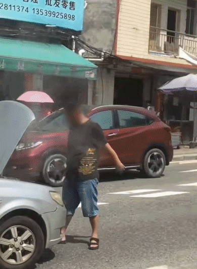 55b573c58b277eae7b94e916fe5cac25.gif